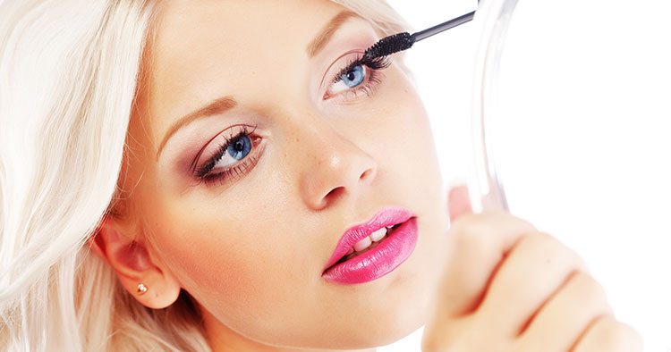 Renew-Blond-Hair-types-with-make-up-2