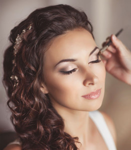 Half-up-half-down-hairsyle-for-a-wedding