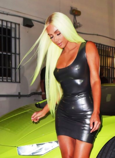 Celebrity green shine hair