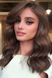 Elegant brown hair