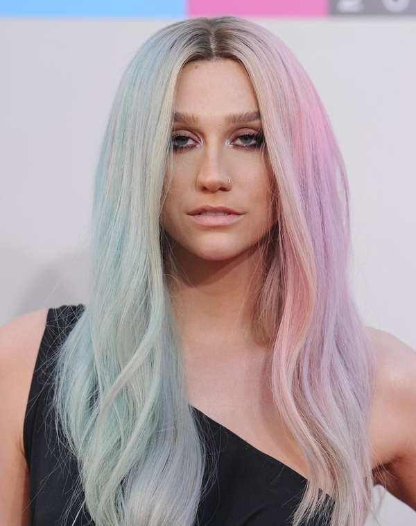Bended unicorn hair